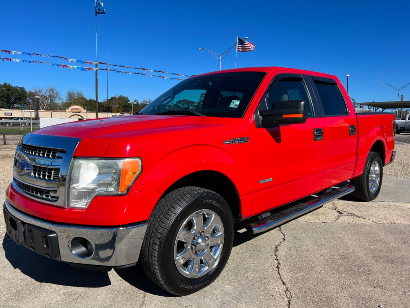 2013 Red /Gray Ford F-150 XLT (1FTFW1CT2DF) with an 3.5 V6 EcoBoost engine, Automatic transmission, located at 4520 Airline Hwy, Baton Rouge, LA, 70805, (225) 357-1497, 30.509325, -91.145432 - 2013 Ford SuperCrew XLT 211K Miles, 3.5 V6 EcoBoost, Power Windows, Locks, Mirrors & Seat, Cold A/C, Tow Pkg. NO IN HOUSE FINANCING. FOR INFO PLEASE CONTACT JEFF AT 225 357-1497 CHECK OUT OUR A+ RATING WITH THE BETTER BUSINESS BUREAU WE HAVE BEEN A FAMILY OWNED AND OPERATED BUSINESS AT THE SAME LOCA - Photo#0